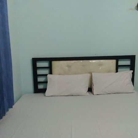 Oyo 90766 Gardenia Boarding House Hotel Purwokerto Eksteriør billede