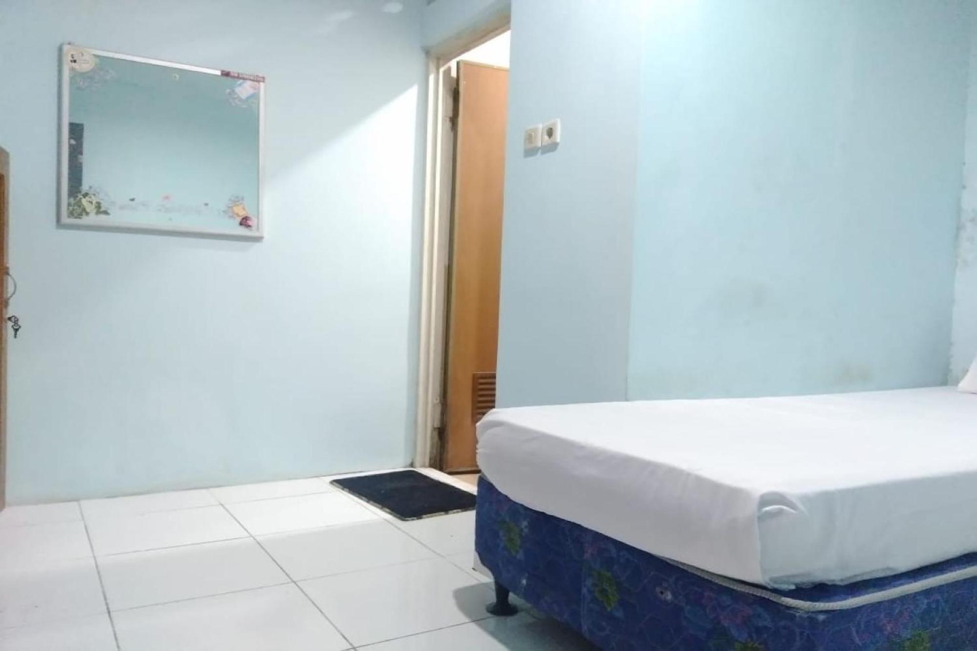 Oyo 90766 Gardenia Boarding House Hotel Purwokerto Eksteriør billede