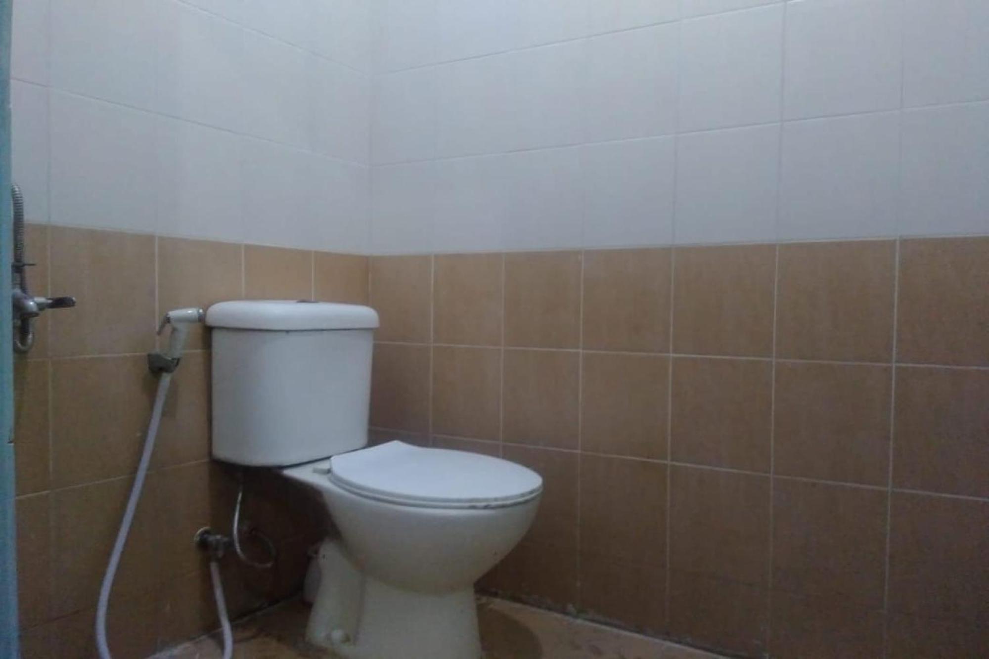 Oyo 90766 Gardenia Boarding House Hotel Purwokerto Eksteriør billede